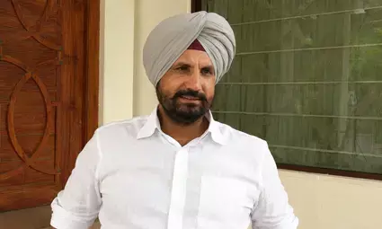 चरणजीत सिंह चन्नी मेरे वरिष्ठ हैं, उनसे सीख रहा हूं, कांग्रेस में गुटबाजी के सवाल पर बोले राजा वडिंग