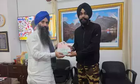 उत्तराखंड: श्री हेमकुंड साहिब यात्रा में उत्कृष्ट सुरक्षा सेवाओं के लिए एटीएस टीम सम्मानित उत्तराखंड: श्री हेमकुंड साहिब यात्रा में उत्कृष्ट सुरक्षा सेवाओं के लिए एटीएस टीम सम्मानित