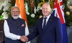 पीएम मोदी और क्रिस्टोफर लक्सन के बीच द्विपक्षीय वार्ता, भारत-न्यूजीलैंड संबंध बने रणनीतिक साझेदार पीएम मोदी और क्रिस्टोफर लक्सन के बीच द्विपक्षीय वार्ता, भारत-न्यूजीलैंड संबंध बने रणनीतिक साझेदार
