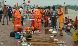 कांवड़ यात्रा के लिए हरिद्वार पुलिस की नई गाइडलाइन, ऊंची कांवड़ और तेज डीजे पर रोक कांवड़ यात्रा के लिए हरिद्वार पुलिस की नई गाइडलाइन, ऊंची कांवड़ और तेज डीजे पर रोक