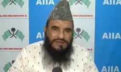 महिलाओं की शादी की उम्र पर मौलाना रशीदी के बयान पर मचा विवाद, महिला आयोग, वीएचपी ने जताई आपत्ति,भाजपा का कड़ा पलटवार: देश शरिया से नहीं, संविधान से चलेगा