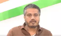 महाराष्ट्र सरकार के ऋण माफी प्रतिबंधों में ढील देने से किसान एकता की जीत हुई: रोहित पवार महाराष्ट्र सरकार के ऋण माफी प्रतिबंधों में ढील देने से किसान एकता की जीत हुई: रोहित पवार
