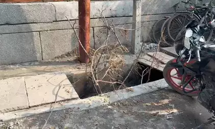 नोएडा प्राधिकरण की लापरवाही फिर बनी जानलेवा : आर्यन की मौत ने उठाए बड़े सवाल, पिछले हादसों से भी नहीं लिया सबक नोएडा प्राधिकरण की लापरवाही फिर बनी जानलेवा : आर्यन की मौत ने उठाए बड़े सवाल, पिछले हादसों से भी नहीं लिया सबक