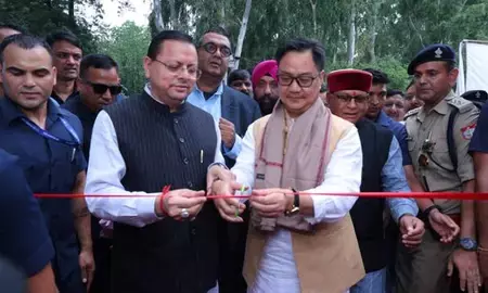 बिना किसी भेदभाव के लोगों की सेवा कर रही पीएम मोदी की सरकार: किरेन रिजिजू बिना किसी भेदभाव के लोगों की सेवा कर रही पीएम मोदी की सरकार: किरेन रिजिजू