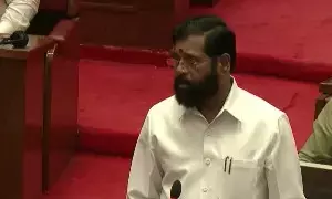 सिद्धिविनायक मंदिर में हुई लूट पर आप चुप क्यों रहे?: एकनाथ शिंदे ने उद्धव ठाकरे पर साधा निशाना सिद्धिविनायक मंदिर में हुई लूट पर आप चुप क्यों रहे?: एकनाथ शिंदे ने उद्धव ठाकरे पर साधा निशाना