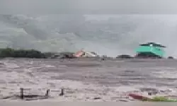 अनंतनाग में एक घंटे में दो बार बादल फटने से तबाही, पहलगाम में बाढ़; प्रशासन ने जारी किया अलर्ट