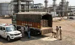 MP में एथेनॉल के नाम पर 1100 करोड़ के चावल घोटाले की आशंका, 8 राइस मिलर को नोटिस, 13 पर FIR की तैयारी MP में एथेनॉल के नाम पर 1100 करोड़ के चावल घोटाले की आशंका, 8 राइस मिलर को नोटिस, 13 पर FIR की तैयारी