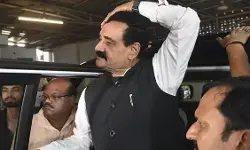 दतिया उपचुनाव: CM मोहन यादव से मुलाकात के बाद नरोत्तम मिश्रा की नाराजगी खत्म, दिया एकजुटता का संदेश दतिया उपचुनाव: CM मोहन यादव से मुलाकात के बाद नरोत्तम मिश्रा की नाराजगी खत्म, दिया एकजुटता का संदेश