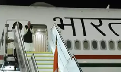 तीन देशों की यात्रा पूरी कर स्वदेश लौटे पीएम मोदी, न्यूजीलैंड के साथ संबंधों को मिला रणनीतिक साझेदारी का दर्जा तीन देशों की यात्रा पूरी कर स्वदेश लौटे पीएम मोदी, न्यूजीलैंड के साथ संबंधों को मिला रणनीतिक साझेदारी का दर्जा