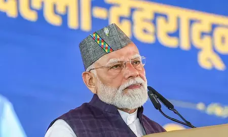 वियतनाम नौका हादसे पर पीएम मोदी और रक्षा मंत्री राजनाथ सिंह ने जताया दुख वियतनाम नौका हादसे पर पीएम मोदी और रक्षा मंत्री राजनाथ सिंह ने जताया दुख