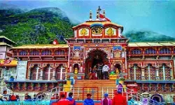 बदरीनाथ धाम चढ़ावा चोरी मामले में निलंबित कर्मचारी प्रमोद नौटियाल गिरफ्तार बदरीनाथ धाम चढ़ावा चोरी मामले में निलंबित कर्मचारी प्रमोद नौटियाल गिरफ्तार