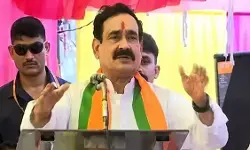 मंच पर रोने लगे नरोत्तम?: दतिया से भाजपा प्रत्याशी के लिए दिया भाषण, आंसू निकले तो CM ने बंधाया ढांढस मंच पर रोने लगे नरोत्तम?: दतिया से भाजपा प्रत्याशी के लिए दिया भाषण, आंसू निकले तो CM ने बंधाया ढांढस