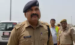 मेरठ ललिता गौतम हत्याकांड: पीड़ित परिवार से मिलने जा रहे कांग्रेस प्रतिनिधिमंडल को पुलिस ने रोका मेरठ ललिता गौतम हत्याकांड: पीड़ित परिवार से मिलने जा रहे कांग्रेस प्रतिनिधिमंडल को पुलिस ने रोका