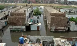 पाकिस्तान में भारी बारिश का कहर, मकान गिरने से 9 लोगो की मौत 14 घायल