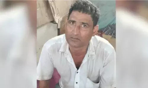 गोरखपुर में STF की बड़ी कार्रवाई: 1 लाख का इनामी बदमाश मुस्तफिजुल उर्फ बाबू एनकाउंटर में ढेर गोरखपुर में STF की बड़ी कार्रवाई: 1 लाख का इनामी बदमाश मुस्तफिजुल उर्फ बाबू एनकाउंटर में ढेर
