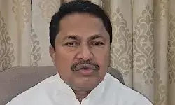 महाराष्ट्र की सियासत में एनसीपी को लेकर हलचल, विपक्ष ने दल तोड़ने की कोशिश का लगाया आरोप महाराष्ट्र की सियासत में एनसीपी को लेकर हलचल, विपक्ष ने दल तोड़ने की कोशिश का लगाया आरोप
