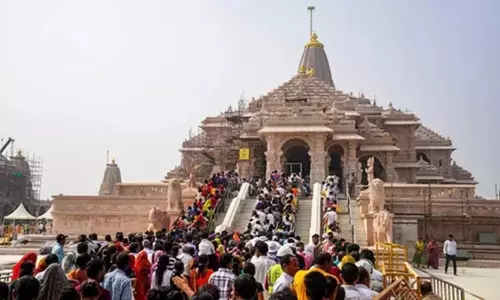 राम मंदिर चढ़ावा मामले में आज आ सकती है SIT की अंतिम रिपोर्ट, जवाबदेही तय होने के साथ बड़े सुधारों की भी संभावना राम मंदिर चढ़ावा मामले में आज आ सकती है SIT की अंतिम रिपोर्ट, जवाबदेही तय होने के साथ बड़े सुधारों की भी संभावना