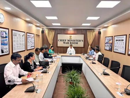 त्रिपुरा सीएम ने जेलों के आधुनिकीकरण की समीक्षा की, कैदियों के पुनर्वास और मानसिक स्वास्थ्य पर दिया जोर त्रिपुरा सीएम ने जेलों के आधुनिकीकरण की समीक्षा की, कैदियों के पुनर्वास और मानसिक स्वास्थ्य पर दिया जोर