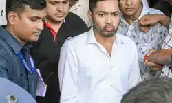 अभिषेक बनर्जी ने कोर्ट में दिए वॉयस सैंपल अभिषेक बनर्जी ने कोर्ट में दिए वॉयस सैंपल