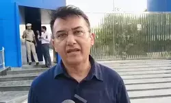 हाइड्रोजन ट्रेन को लेकर सीएम के मीडिया सलाहकार बोले-यह ट्रेन पर्यावरण संरक्षण का तोहफा हाइड्रोजन ट्रेन को लेकर सीएम के मीडिया सलाहकार बोले-यह ट्रेन पर्यावरण संरक्षण का तोहफा