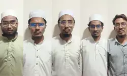गुजरात ATS का बड़ा खुलासा: गिरफ्तार जैश आतंकियों ने जम्मू-कश्मीर में ली थी आतंकी ट्रेनिंग, बम और जहरीली गैस बनाने की साजिश का आरोप गुजरात ATS का बड़ा खुलासा: गिरफ्तार जैश आतंकियों ने जम्मू-कश्मीर में ली थी आतंकी ट्रेनिंग, बम और जहरीली गैस बनाने की साजिश का आरोप
