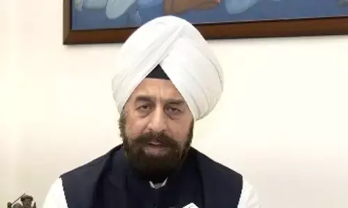 हाइड्रोजन ट्रेन से ग्रीन एनर्जी को मिलेगी नई रफ्तार, नीट मामले पर विपक्ष कर रहा राजनीति: आरपी सिंह हाइड्रोजन ट्रेन से ग्रीन एनर्जी को मिलेगी नई रफ्तार, नीट मामले पर विपक्ष कर रहा राजनीति: आरपी सिंह