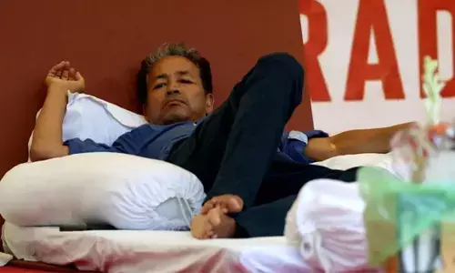 भूख हड़ताल पर वांगचुक, इलाज से किया इनकार भूख हड़ताल पर वांगचुक, इलाज से किया इनकार