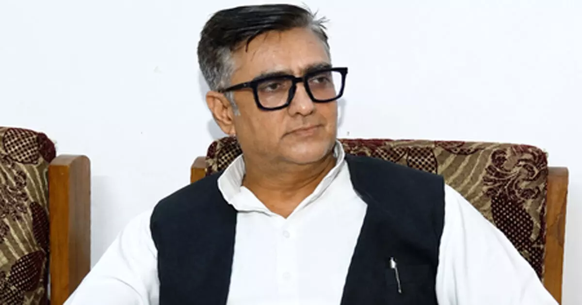 भाजपा मुद्दों से ध्यान भटकाने की राजनीति कर रही, आजम खान को न्याय मिलेगा: सपा प्रवक्ता अमीक जामेई भाजपा मुद्दों से ध्यान भटकाने की राजनीति कर रही, आजम खान को न्याय मिलेगा: सपा प्रवक्ता अमीक जामेई
