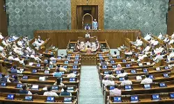 मानसून सत्र से पहले सत्ता का मौसम खराब
