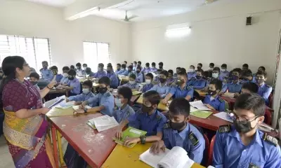 शिक्षा कमजोर, रोजगार संकट गहरा- बांग्लादेश के युवा शिक्षा कमजोर, रोजगार संकट गहरा- बांग्लादेश के युवा