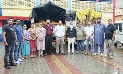 उत्तराखंड एसटीएफ ने नकली दवाइयों की फैक्ट्री पकड़ी, भारी मात्रा में अवैध शराब भी बरामद उत्तराखंड एसटीएफ ने नकली दवाइयों की फैक्ट्री पकड़ी, भारी मात्रा में अवैध शराब भी बरामद