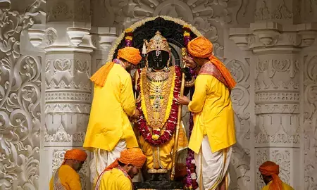 राम मंदिर ट्रस्ट की 22 जुलाई को अहम बैठक, एसआईटी रिपोर्ट समेत कई विषयों पर होगी चर्चा राम मंदिर ट्रस्ट की 22 जुलाई को अहम बैठक, एसआईटी रिपोर्ट समेत कई विषयों पर होगी चर्चा