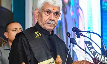 भारत के विकास के लिए धार्मिक सद्भाव महत्वपूर्ण: मनोज सिन्हा भारत के विकास के लिए धार्मिक सद्भाव महत्वपूर्ण: मनोज सिन्हा