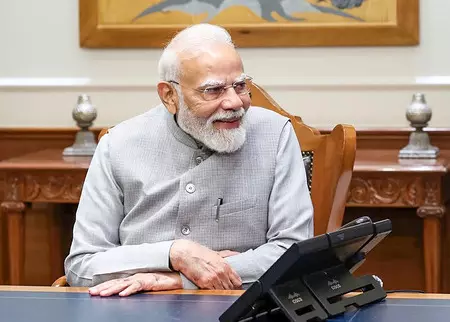 आज हमारे युवा साथी धैर्य, आत्मविश्वास और अथक परिश्रम से ऐतिहासिक सफलता हासिल कर रहे: प्रधानमंत्री मोदी आज हमारे युवा साथी धैर्य, आत्मविश्वास और अथक परिश्रम से ऐतिहासिक सफलता हासिल कर रहे: प्रधानमंत्री मोदी