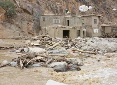 अफगानिस्तान में अचानक आई बाढ़ में 20 लोगों की मौत, 100 से ज्यादा लापता अफगानिस्तान में अचानक आई बाढ़ में 20 लोगों की मौत, 100 से ज्यादा लापता