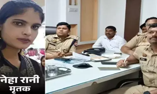 नर्स से छुटकारा पाने के लिए प्रेमी ने ड्रिप में मिला दिया जहर, खिलाया सल्फास नर्स से छुटकारा पाने के लिए प्रेमी ने ड्रिप में मिला दिया जहर, खिलाया सल्फास