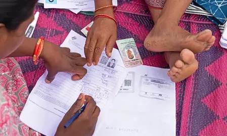 तेलंगाना: मुख्य निर्वाचन अधिकारी ने एसआईआर डिजिटलीकरण में तेजी लाने के दिए निर्देश तेलंगाना: मुख्य निर्वाचन अधिकारी ने एसआईआर डिजिटलीकरण में तेजी लाने के दिए निर्देश