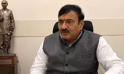 राहुल गांधी का विरोध प्रदर्शन तमाशा, सरकार पर उद्धव ठाकरे की टिप्पणी अनुचित: श्रीकांत भारतीय राहुल गांधी का विरोध प्रदर्शन तमाशा, सरकार पर उद्धव ठाकरे की टिप्पणी अनुचित: श्रीकांत भारतीय