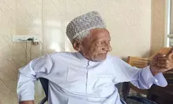 आलम बदी: सादगी, ईमानदारी और जनसेवा की मिसाल, 60 की उम्र में राजनीति शुरू कर पांच बार बने विधायक आलम बदी: सादगी, ईमानदारी और जनसेवा की मिसाल, 60 की उम्र में राजनीति शुरू कर पांच बार बने विधायक