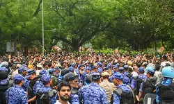 CJP प्रोटेस्ट हिंसा: घायल ACP विवेक भगत का मेडिकल बुलेटिन जारी, शरीर पर कई गंभीर चोटों की पुष्टि