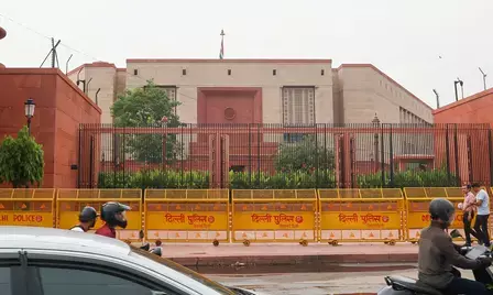 संसद के मकर द्वार पर विपक्षी दलों के खिलाफ विरोध प्रदर्शन करेंगे एनडीए सांसद संसद के मकर द्वार पर विपक्षी दलों के खिलाफ विरोध प्रदर्शन करेंगे एनडीए सांसद