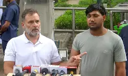 सरकार छात्रों को डराना-धमकाना और मारना बंद करे, पेपर लीक प्रदर्शन पर राहुल गांधी का केंद्र पर हमला सरकार छात्रों को डराना-धमकाना और मारना बंद करे, पेपर लीक प्रदर्शन पर राहुल गांधी का केंद्र पर हमला