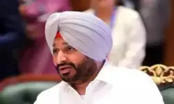 रवनीत सिंह बिट्टू का इस्तीफा स्वीकार, पीएम मोदी और राष्ट्रपति का जताया आभार रवनीत सिंह बिट्टू का इस्तीफा स्वीकार, पीएम मोदी और राष्ट्रपति का जताया आभार