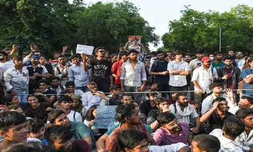 सोनम वांगचुक के अनशन खत्म होने के बाद भी जंतर-मंतर पर धरना जारी, अभिजीत दीपके ने बताया कब खत्म होगा विरोध-प्रदर्शन सोनम वांगचुक के अनशन खत्म होने के बाद भी जंतर-मंतर पर धरना जारी, अभिजीत दीपके ने बताया कब खत्म होगा विरोध-प्रदर्शन