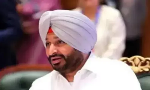 रवनीत सिंह बिट्टू का इस्तीफा स्वीकार, पीएम मोदी और राष्ट्रपति का जताया आभार रवनीत सिंह बिट्टू का इस्तीफा स्वीकार, पीएम मोदी और राष्ट्रपति का जताया आभार