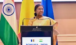 शिक्षा नहीं पूछती जन्मस्थान, सिर्फ मेहनत और सपनों की उड़ान देखती है : राष्ट्रपति मुर्मु शिक्षा नहीं पूछती जन्मस्थान, सिर्फ मेहनत और सपनों की उड़ान देखती है : राष्ट्रपति मुर्मु