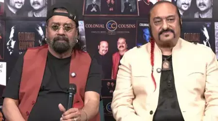 आशा भोसले ने जब लेस्ली लुईस को स्टेज पर बुलाकर कहा- इनके बिना ये अवॉर्ड मुमकिन नहीं था आशा भोसले ने जब लेस्ली लुईस को स्टेज पर बुलाकर कहा- इनके बिना ये अवॉर्ड मुमकिन नहीं था