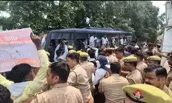 नीट पेपर लीक विवाद: बिहार बंद में भारी उपद्रव, कई जिलों में पुलिस पर पथराव; छपरा में उग्र भीड़ ने फूंकी पुलिस जीप