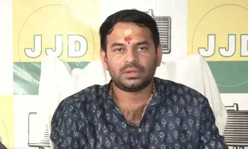 बांकीपुर में भाजपा को रोकने के लिए तेज प्रताप यादव ने किया प्रशांत किशोर का समर्थन बांकीपुर में भाजपा को रोकने के लिए तेज प्रताप यादव ने किया प्रशांत किशोर का समर्थन