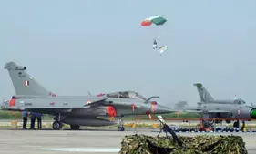 कारगिल युद्ध से ऑपरेशन सिंदूर तक, भारत की आतंकवाद के खिलाफ रणनीति अधिक सक्रिय, सटीक और निर्णायक कारगिल युद्ध से ऑपरेशन सिंदूर तक, भारत की आतंकवाद के खिलाफ रणनीति अधिक सक्रिय, सटीक और निर्णायक